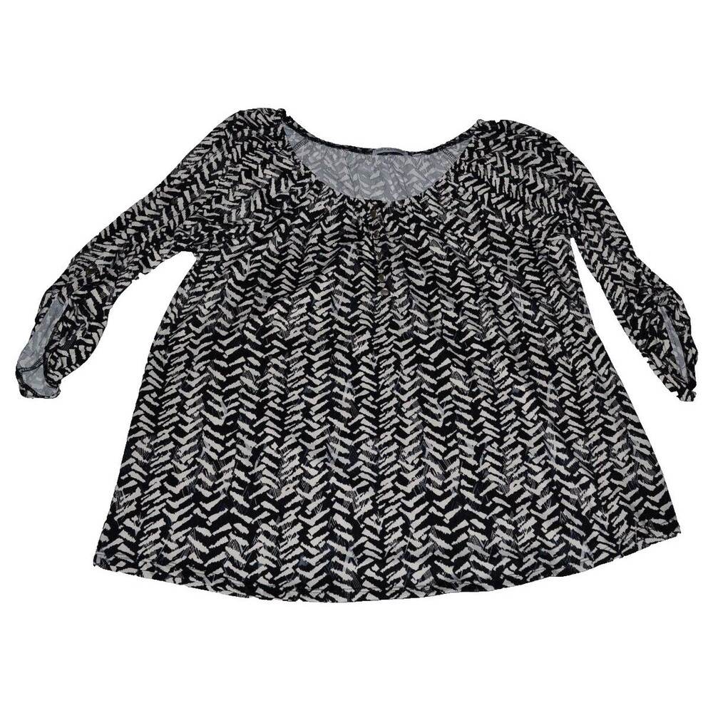Women"s Notations  2X Black‎ White Print Top Roll tab sleeve career